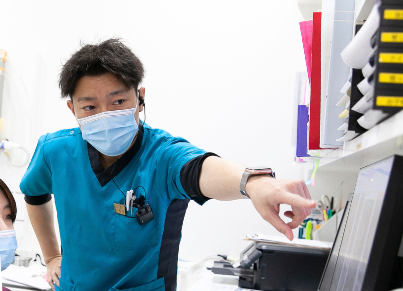 匠の技を持つ、歯科技工士との密な連携｜クリア総合歯科