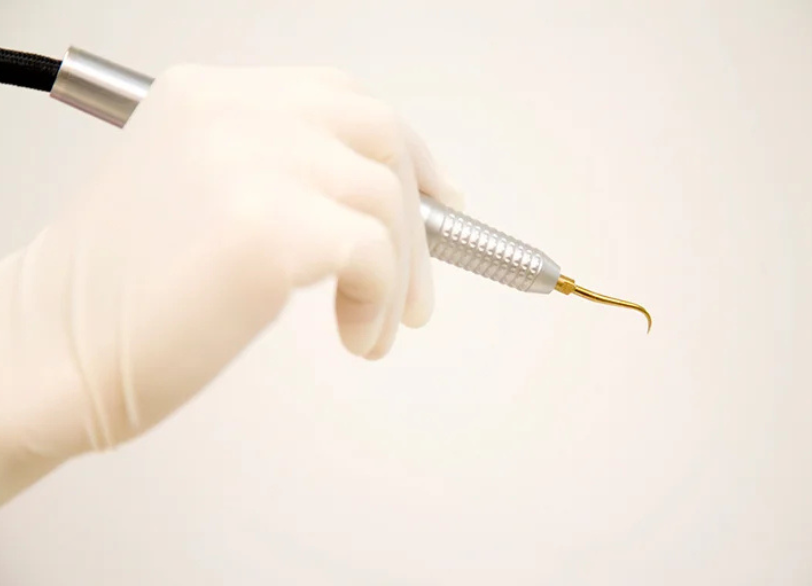 院内とほぼ変わらない、専門的な歯科治療｜クリア総合歯科